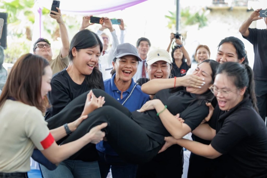 รอยยิ้มและการถ่ายภาพร่วมกันของผู้เข้าร่วมงาน งาน The 9th ZNA East Thailand Young Koi Show 2026